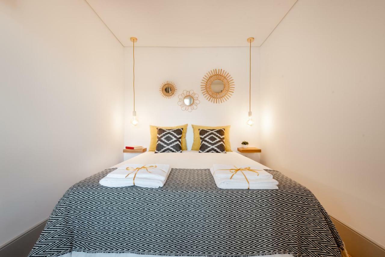 Lovelystay - Sun Loft W/ Balcony Porto Exterior photo