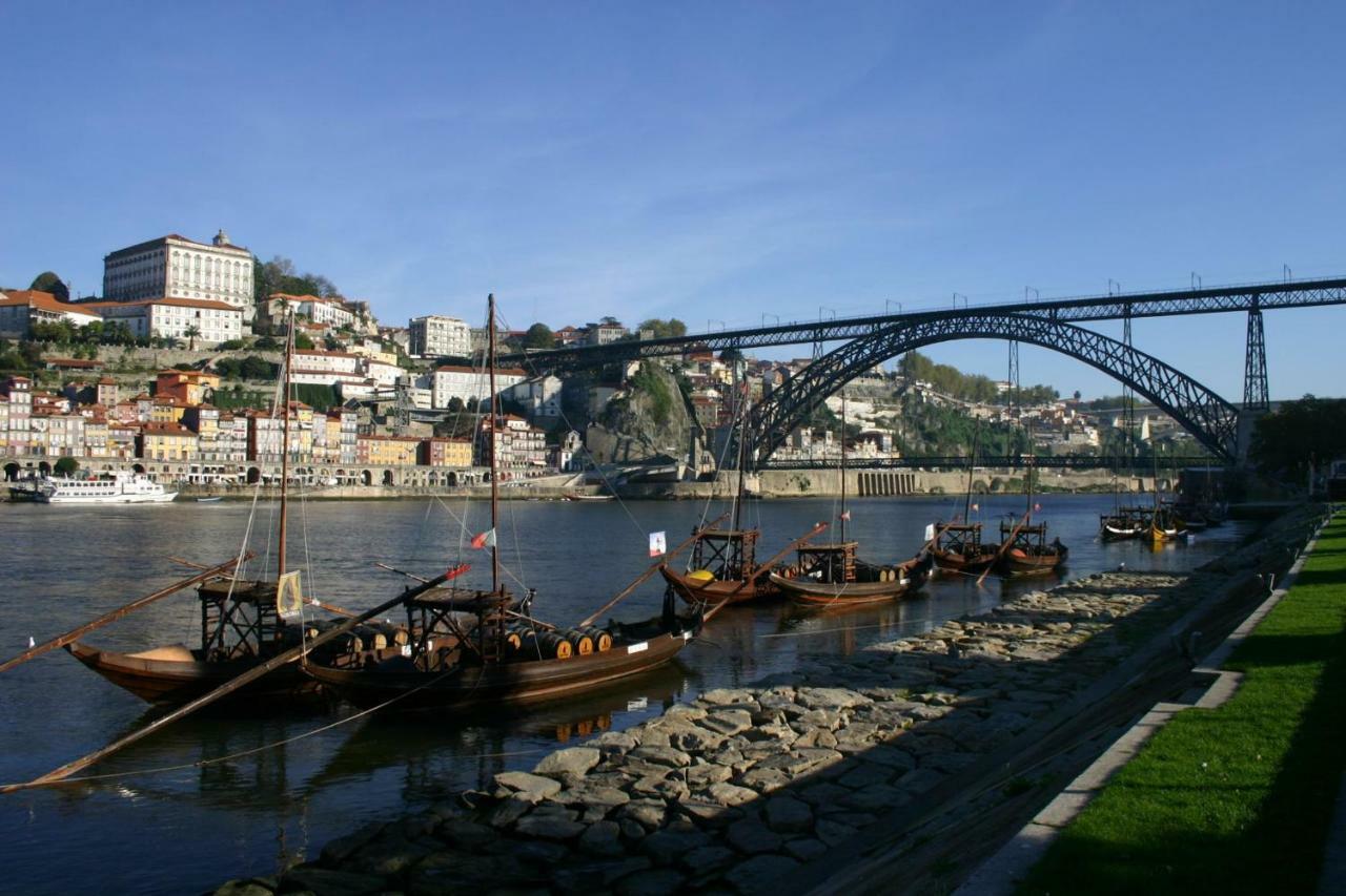Lovelystay - Sun Loft W/ Balcony Porto Exterior photo